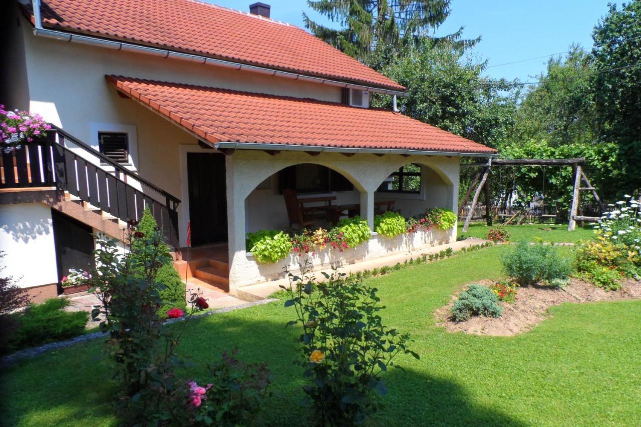 Villa Ruhige Lage Rakovica Exterior foto